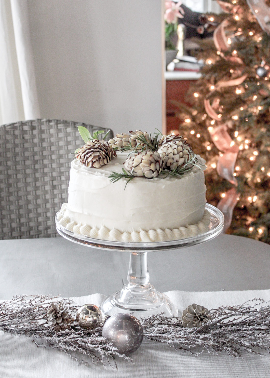 A Pine Cone Cake Creation for Winter Birthdays and Holidays - The ...