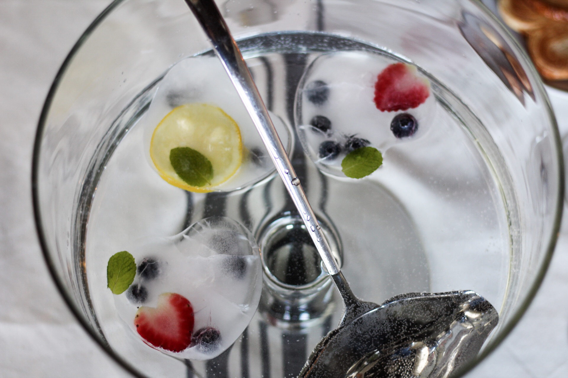 heart ice with fruit